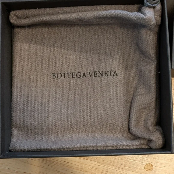 Bottega Veneta Box and Dust Bag Set - Picture 4 of 5